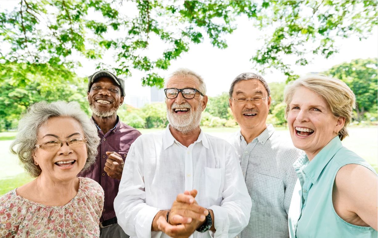 Les avantages de vivre en communauté pour les personnes âgées 